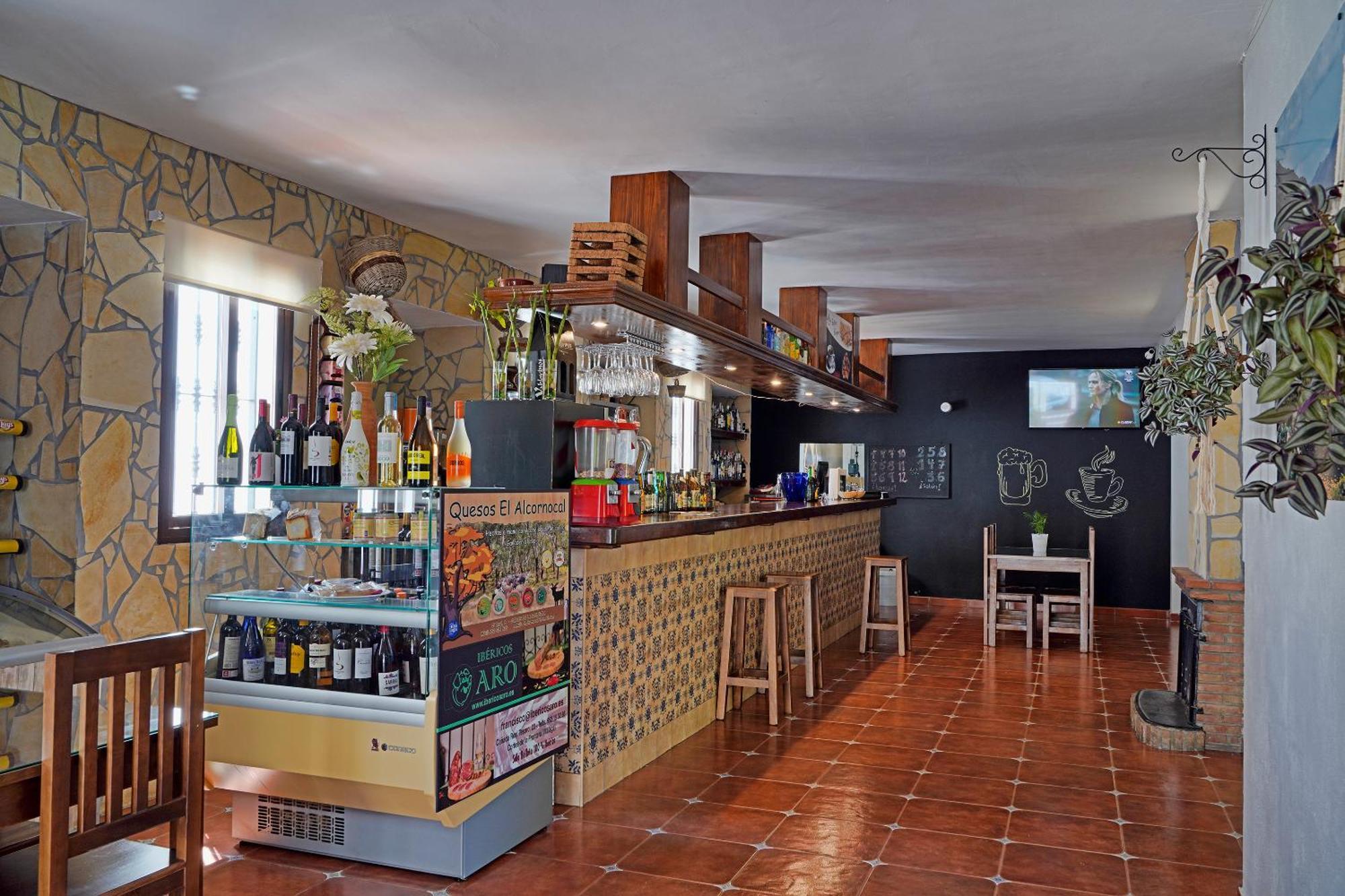 Hotel Rural & Restaurante Las Camaretas コルテス・デ・ラ・フロンテラ エクステリア 写真